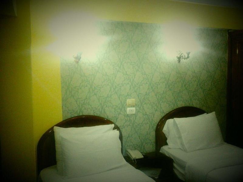 Hotel Royal Crown 3*